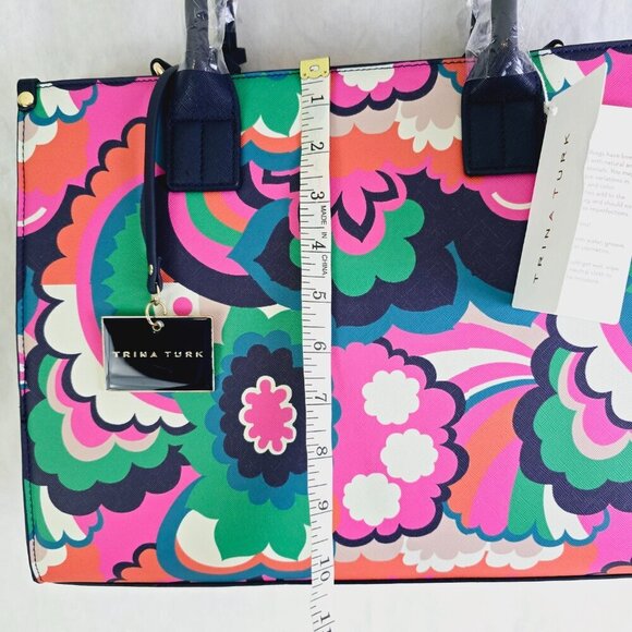 Trina Turk Tote Cloud Waves 60s 70s Colorful Shoulder Strap NWT MSRP 195.00 - Picture 2 of 7
